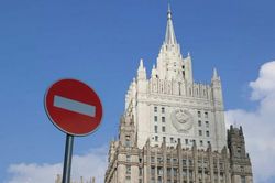 Nga cảnh báo công dân, nhân viên ngoại giao nước ngoài rời Ukraine