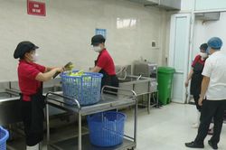 Kiểm tra quy trình bữa ăn bán trú