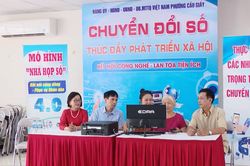 Từ "Nhà họp số" đến chính quyền số ở cơ sở