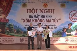 Xã Minh Tâm ra mắt mô hình 'Xóm không ma túy' tại xóm Lang Môn
