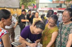 Phường Kim Liên hỗ trợ tiểu thương ổn định sinh kế chờ chợ mới