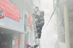 Phường Kim Liên diễn tập chữa cháy, cứu nạn, cứu hộ với nhiều lực lượng