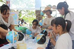 Hội Sách Hà Nội 2026: Độc giả trẻ hào hứng với các hoạt động trải nghiệm, giao lưu sách
