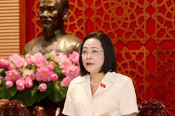 'Kh&ocirc;ng để sửa luật n&agrave;y th&aacute;o gỡ điểm nghẽn, lại ph&aacute;t sinh điểm nghẽn mới'