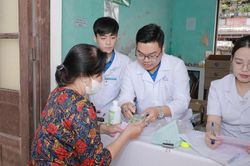 Huế đưa y tế dự phòng về trạm y tế, phòng bệnh chủ động từ cơ sở