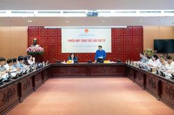 Quản lý giá thiết bị y tế, ngăn chặn tình trạng mua bán lòng vòng để nâng giá thiết bị y tế