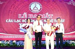 Ra mắt Câu lạc bộ Văn học nghệ thuật Thanh Hiên