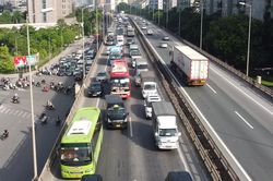 Sở Xây dựng Hà Nội trả lời Cục CSGT về kiến nghị bỏ làn khẩn cấp ở Vành đai 3