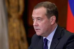 Ông Medvedev nêu điều kiện chấm dứt xung đột Ukraine, nói về tình hình Iran