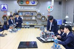Nâng chuẩn chất lượng giáo dục từ phổ thông đến đại học