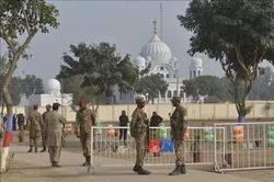 Ấn Độ và Pakistan triệu đại biện sau sự cố biên giới