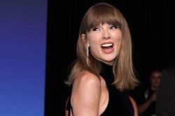 Taylor Swift lập thành tích hiếm có tại Anh
