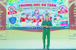 Tuyên truyền về tác hại thuốc lá điện tử cho 900 học sinh phường Bình Dương
