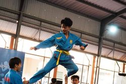 Hàng trăm học sinh Trường THPT Trần Phú tranh tài tại giải thể thao