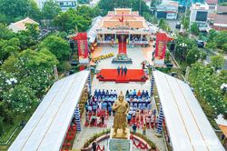 CÂU CHUYỆN CUỐI TUẦN Những tên cũ ở lại với thành phố mới