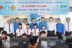 Xã Tân Hộ Cơ: Quyết tâm đưa chuyển đổi số vào đời sống