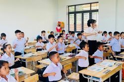 Trường mới ở vùng biên