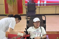 Gần 110 người dân xã Bắc Ninh Hòa tham gia hiến máu tình nguyện