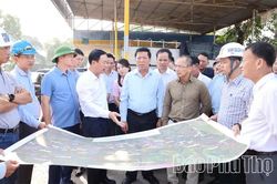 Gỡ điểm nghẽn, đẩy nhanh tiến độ cải tạo, mở rộng Quốc lộ 2