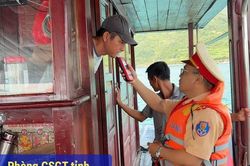 Nỗ lực bảo đảm an toàn giao thông đường thủy nội địa ở Khánh Hòa