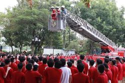 Ngăn chặn từ xa hiểm họa ma túy và bạo lực học đường