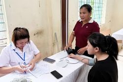 Đưa Nghị quyết 72 vào cuộc sống: Chủ động chăm sóc sức khỏe từ cơ sở