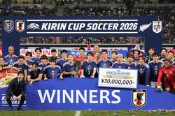 Tuyển Nhật Bản thắng 4 trận liên tiếp