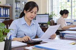 Phụ cấp công vụ 55%: Khoản truy lĩnh ba tháng không chia đều cho tất cả