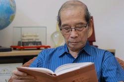 Nhà thơ Bằng Việt: Từ tình yêu Hà Nội đến khát vọng đưa thơ Việt ra thế giới