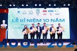 Phiên tòa giả định: Mười năm VMoot kết nối giảng đường với thực tiễn