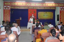 Công an xã Hòa Vang lắng nghe ý kiến Nhân dân