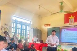 Gắn đào tạo với thực tiễn, nâng chất lượng dạy học tiếng Mông