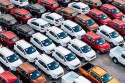 Nhập khẩu ô tô nguyên chiếc tăng mạnh, tổng kim ngạch áp sát 4,5 tỷ USD
