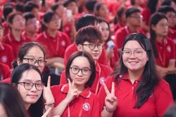 Hóa đơn học phí có dễ lấy để giảm trừ khi tính thuế thu nhập?