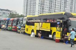 Hà Nội tạm dừng nhận tuyến xe khách mới tại Giáp Bát, Nước Ngầm