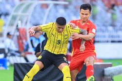 CĐV Malaysia phấn khích khi đội nhà xóa dớp trước tuyển Việt Nam