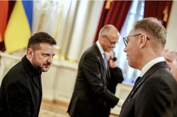 Thủ tướng Đức tới Kiev mang theo những viện trợ quân sự gì cho Ukraine?