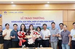 Cảng Đà Nẵng khen thưởng 42 sáng kiến, cải tiến sản xuất