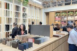 Khách hàng không còn mua vật liệu xây dựng theo cách cũ