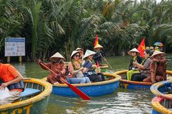 Mở lối cho cung đường du lịch sông nước vùng Đông