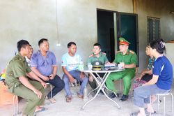 Núa Ngam phòng, chống ma túy từ cơ sở