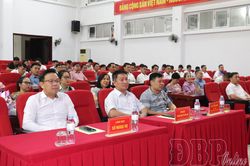 Điện Biên đào tạo trung cấp lý luận chính trị cho học viên Lào