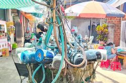 Người dân làng chài Bãi Xép mong có công trình cấp nước tập trung