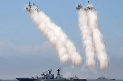 Ông Zelensky: Nga dự trữ tới 700 tên lửa đạn đạo, kêu gọi siết nguồn linh kiện
