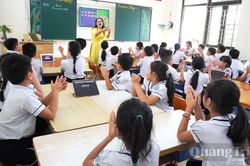 Tạo môi trường sử dụng tiếng Anh từ những điều giản dị