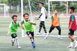 Giấc mơ sân cỏ của những cầu thủ nhí Thái Nguyên