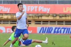 Mục tiêu vẫn là giải hạng Nhất