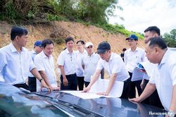 Lãnh đạo thành phố kiểm tra tiến độ các dự án đầu tư công và ngoài ngân sách