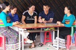 'Bình dân học vụ số' đưa người dân miền núi Thanh Hóa bước vào kỷ nguyên số