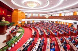 Trung ương bàn về đổi mới căn bản, toàn diện công tác cán bộ